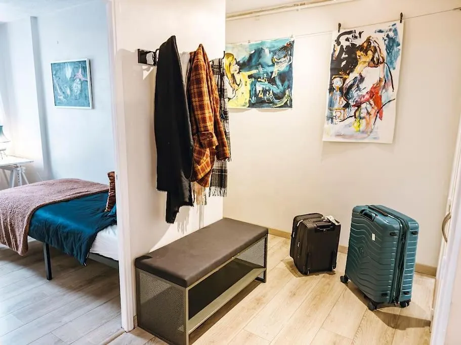 Cozy 2 Bedroom Artbnb Toulouse Train Station Garage Wi-Fi Apartament