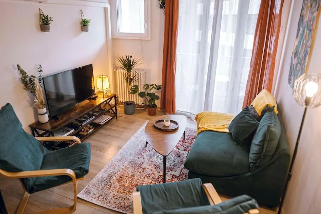 Cozy 2 Bedroom Artbnb Toulouse Train Station Garage Wi-Fi contacts